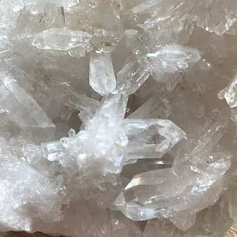 Clear Quartz Cluster ~ Amplifier ~ Strengths ~ Neutralises