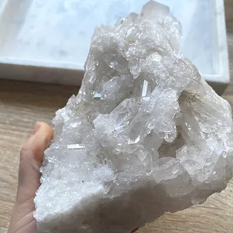 Clear Quartz Cluster ~ Amplifier ~ Strengths ~ Neutralises