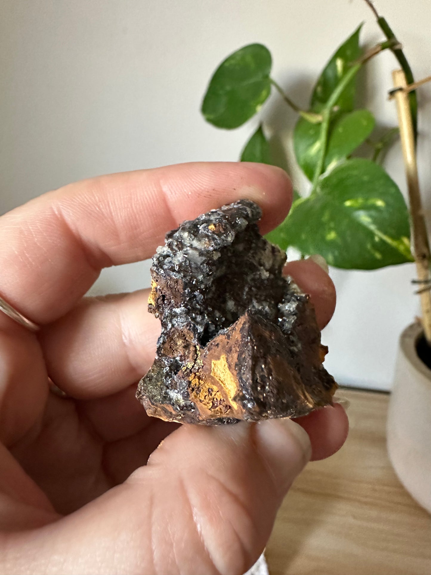 Wavellite - Minvulite Specimen ~ Willpower ~ Understanding ~ Compassion