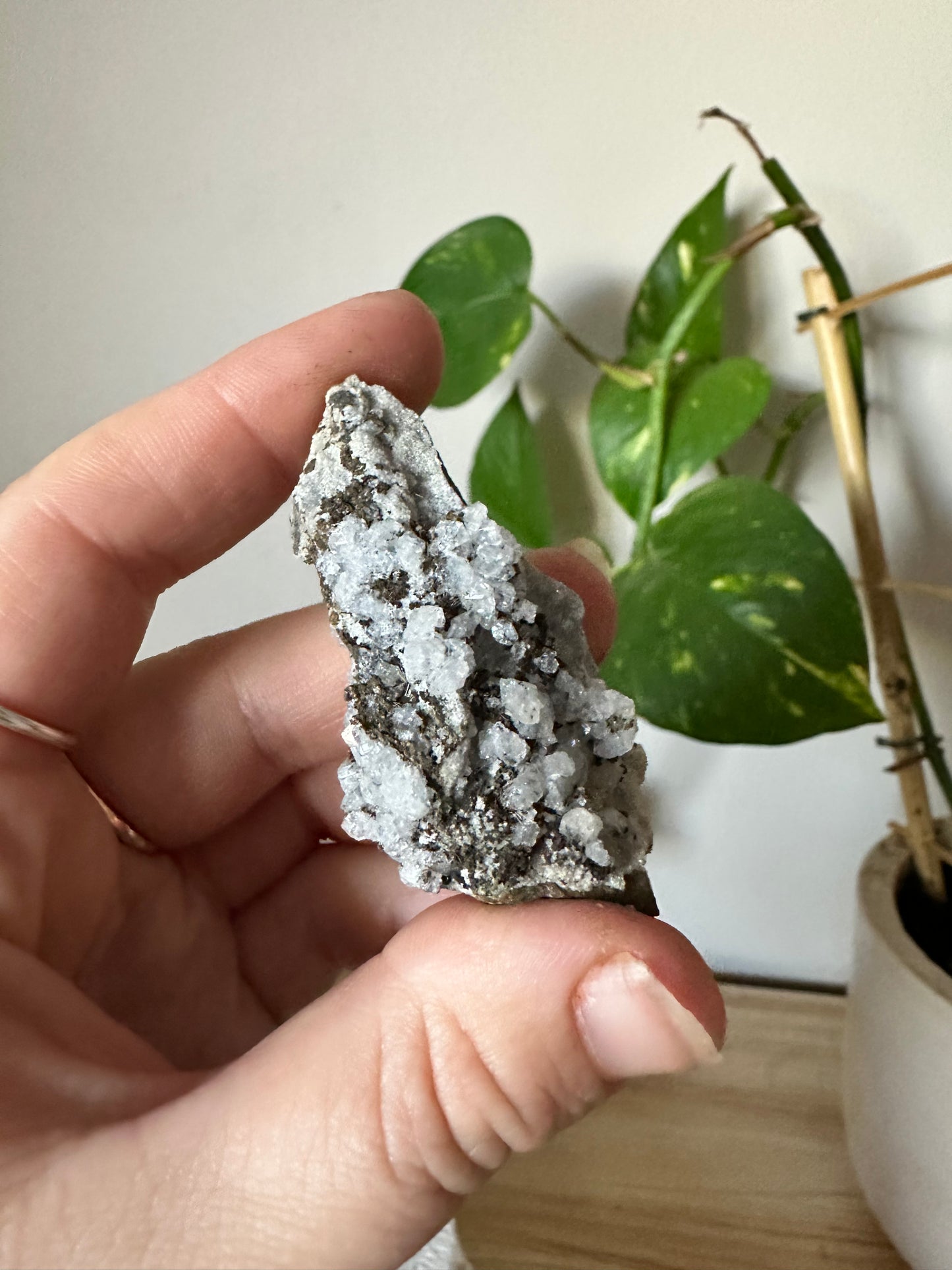 Wavellite - Minvulite Specimen ~ Willpower ~ Understanding ~ Compassion