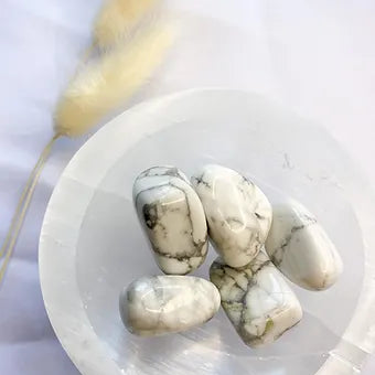 Howlite Tumbles - Emotional Expansion ~ Reliever ~ Emotional Balancer