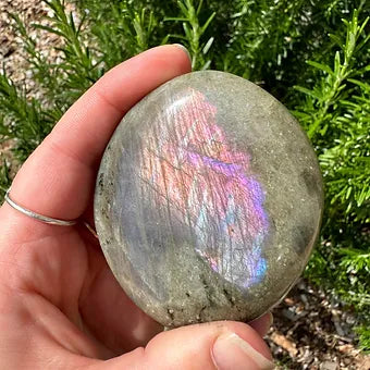 Labradorite Palms ~ Transformation - Protection - Aligns