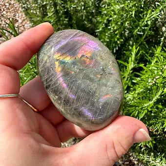 Labradorite Palms ~ Transformation - Protection - Aligns