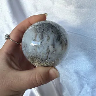 Sagenitic Agate Sphere ~ Stabilising ~ Strengthening ~ Aura